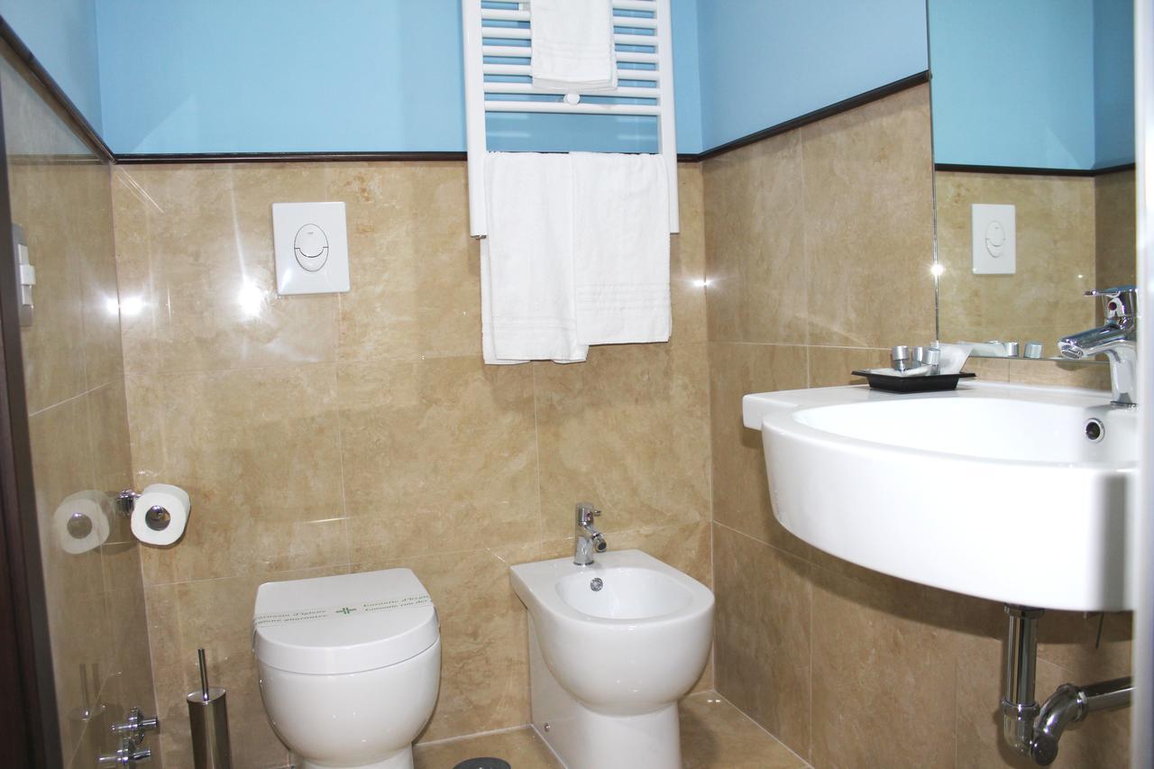 Hotel Gran Torino Rome Bagian luar foto