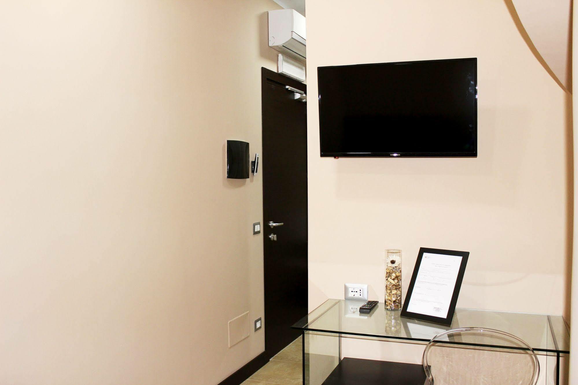 Hotel Gran Torino Rome Bagian luar foto
