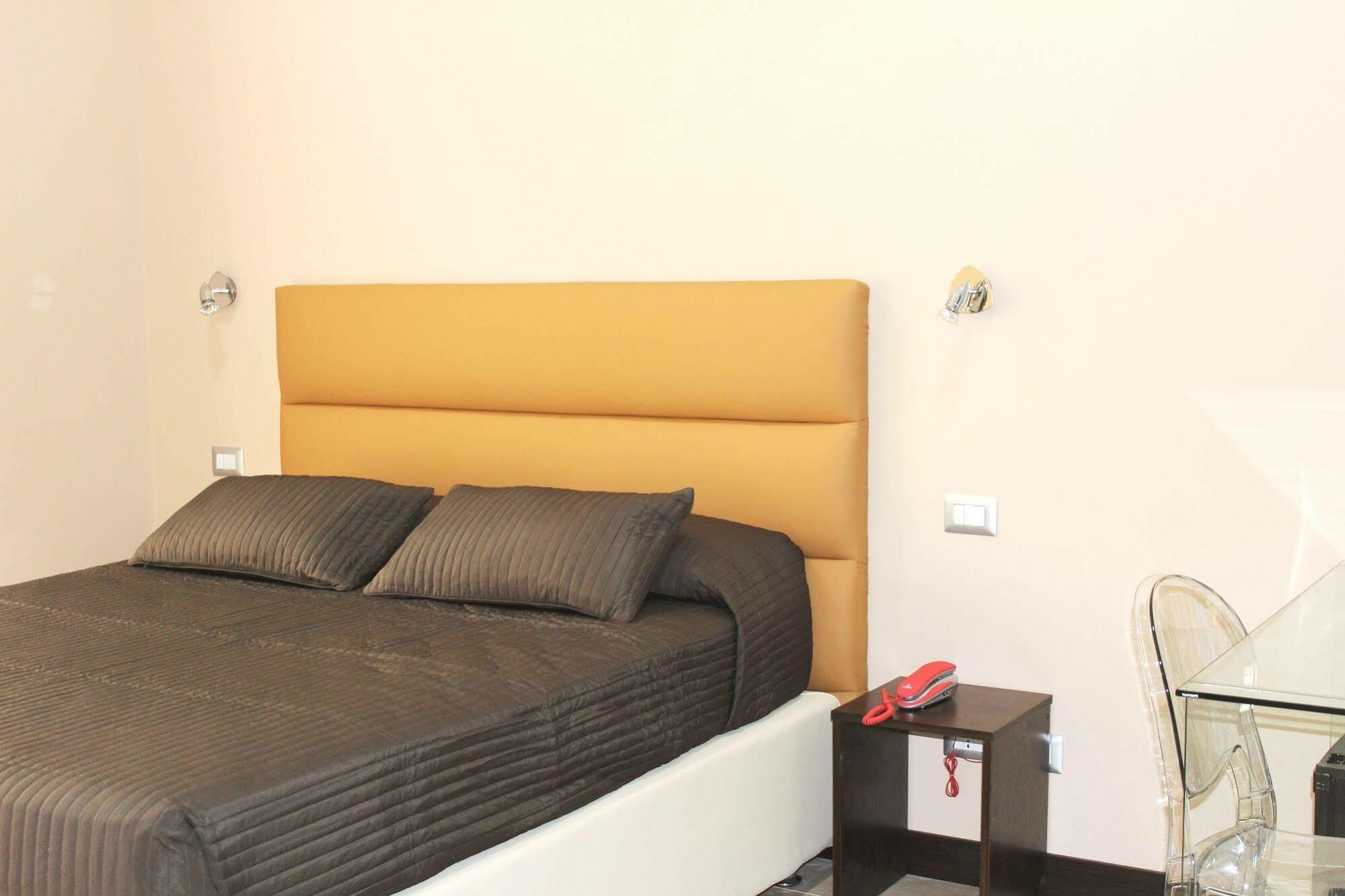 Hotel Gran Torino Rome Bagian luar foto